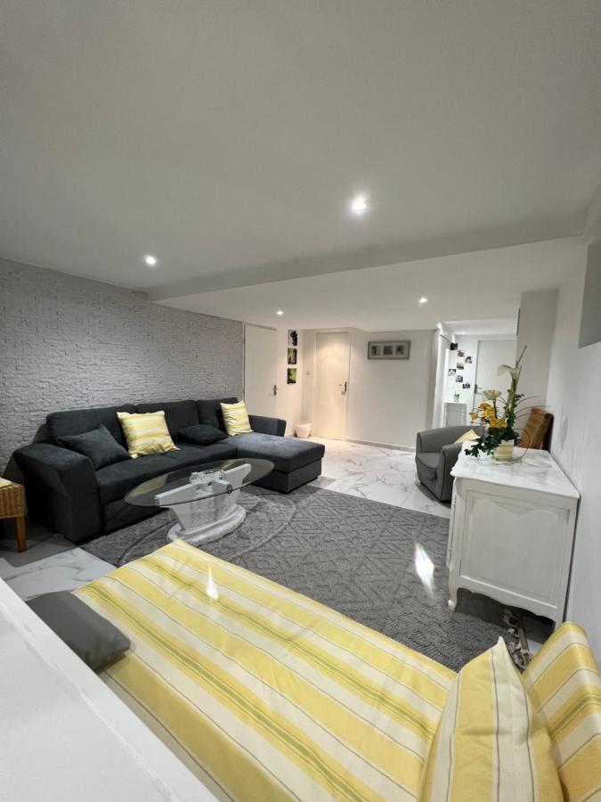 Appartement Proche Marche De Noel De Strasbourg Wolfisheim Exterior photo